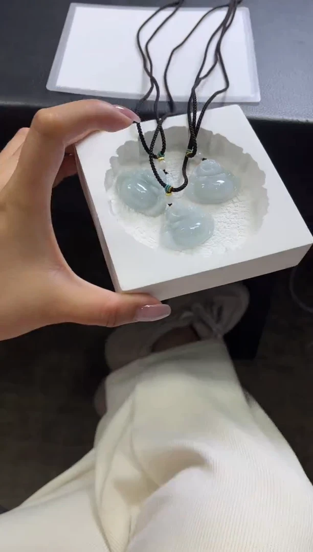 【闪购商品】翡翠颈饰未镶嵌B6 多样性发一件/配绳子