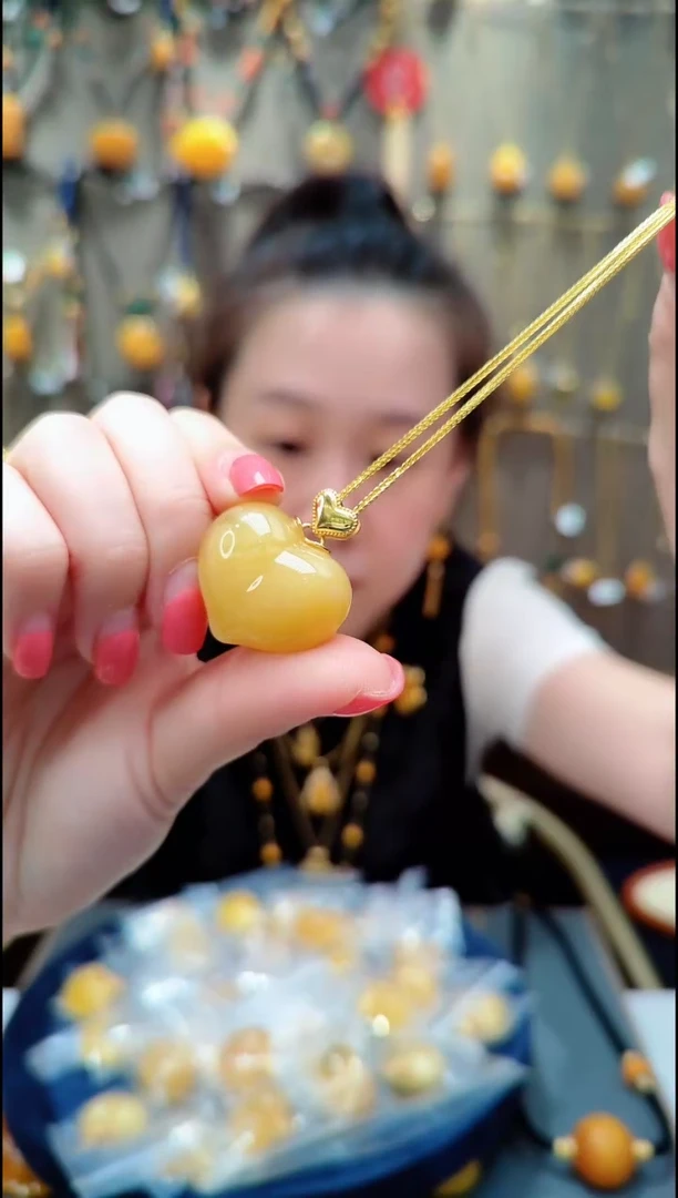 蜜蜡银S925镀金镶嵌珠宝奇石﹣A074蜜蜡吊坠