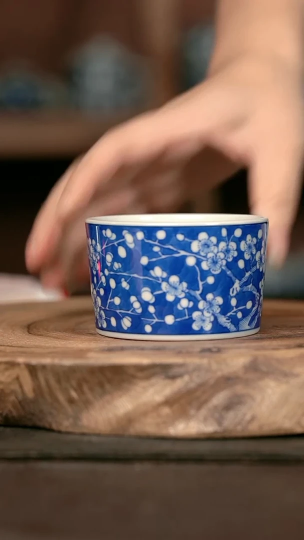 手绘手绘高温现代瓷  气  冰梅指环杯80C