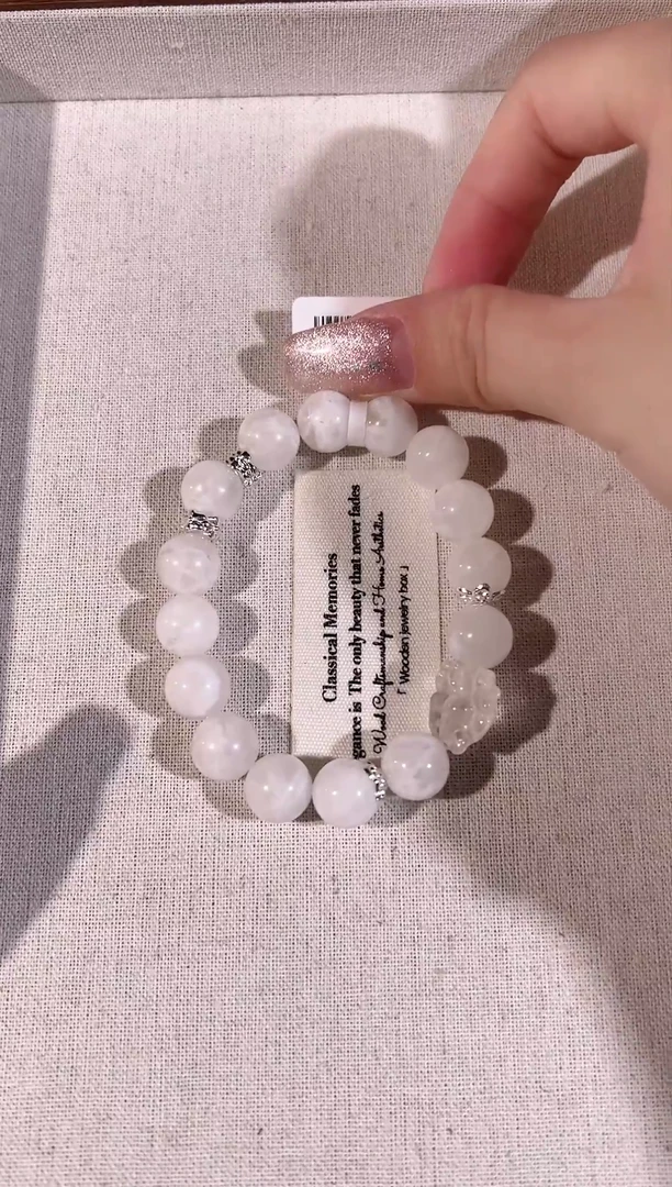 【闪购商品】水晶手链未镶嵌天然水晶 多样性发货发其一 颜色微差