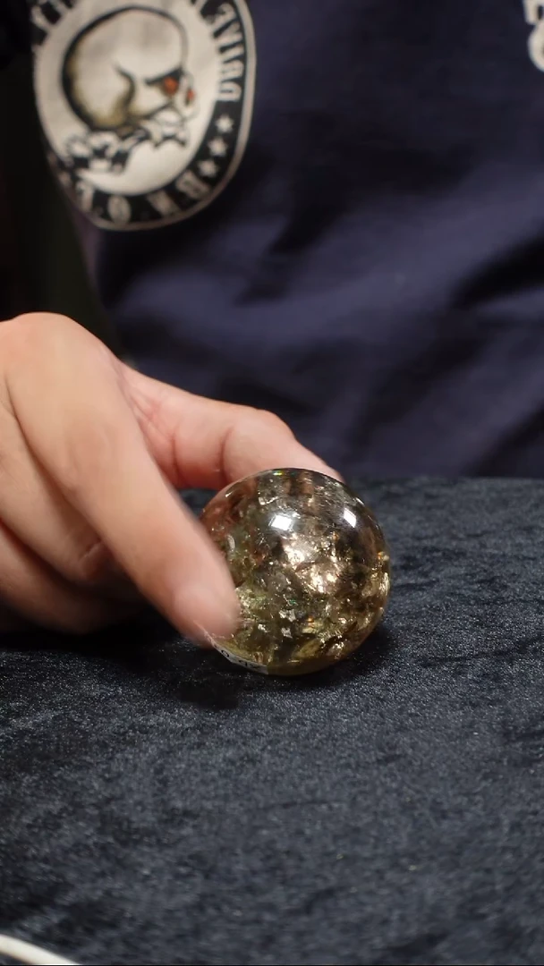 水晶珠宝半成品未镶嵌天然黄水晶球爆彩