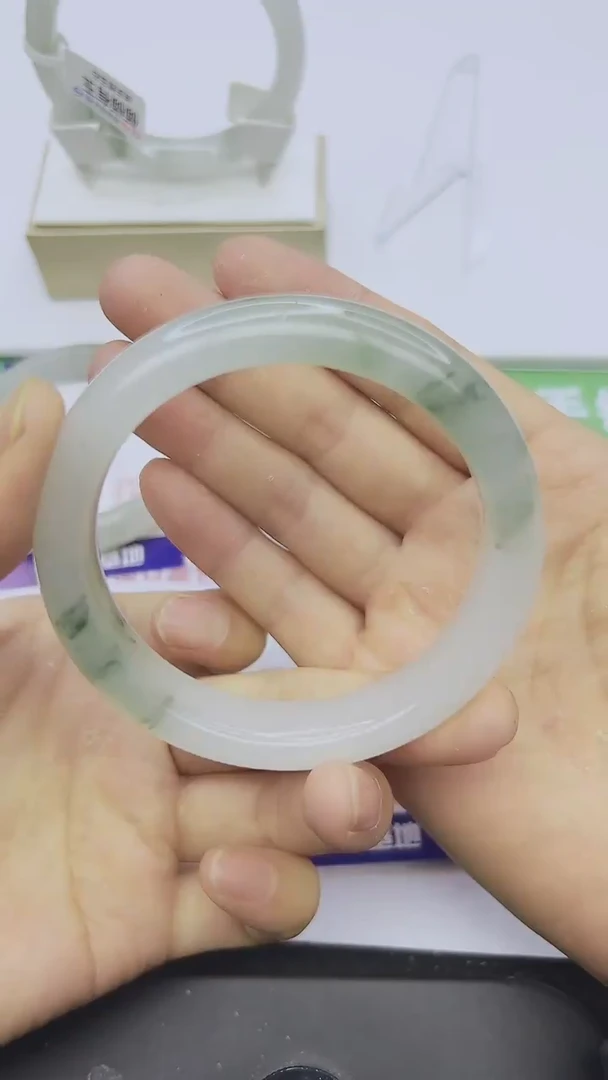 未镶嵌手镯石英质玉66-60/61