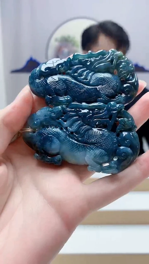 未镶嵌定制翡翠5060zm-毛货一对挂件81