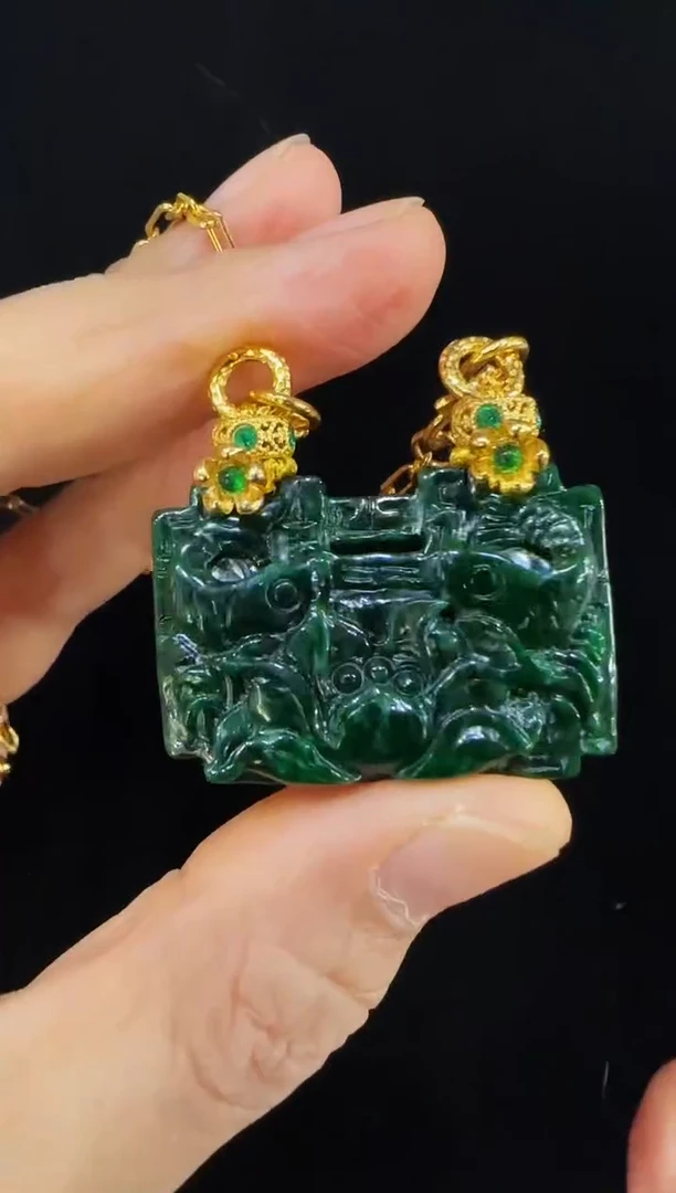 颈饰未镶嵌翡翠国风