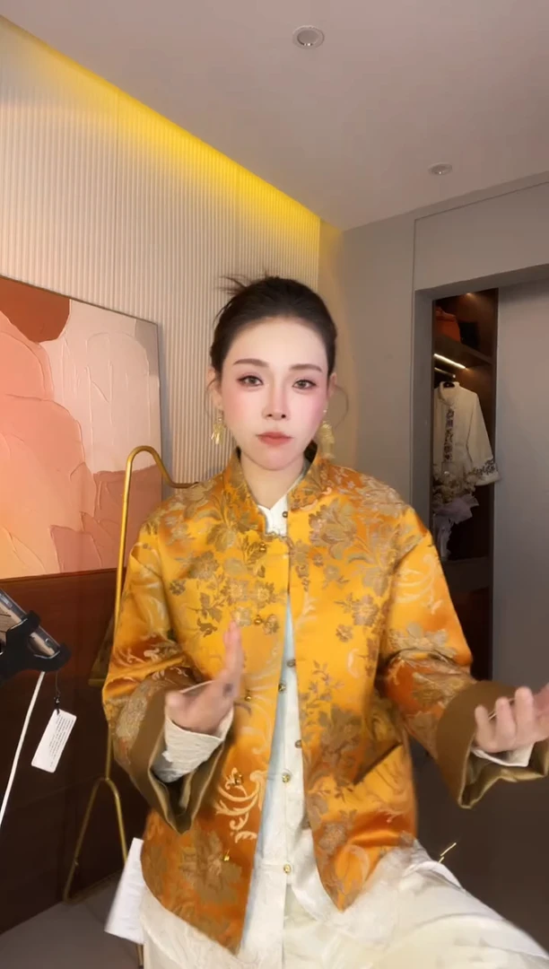 11391 金色上衣外套 M85-105 无售后