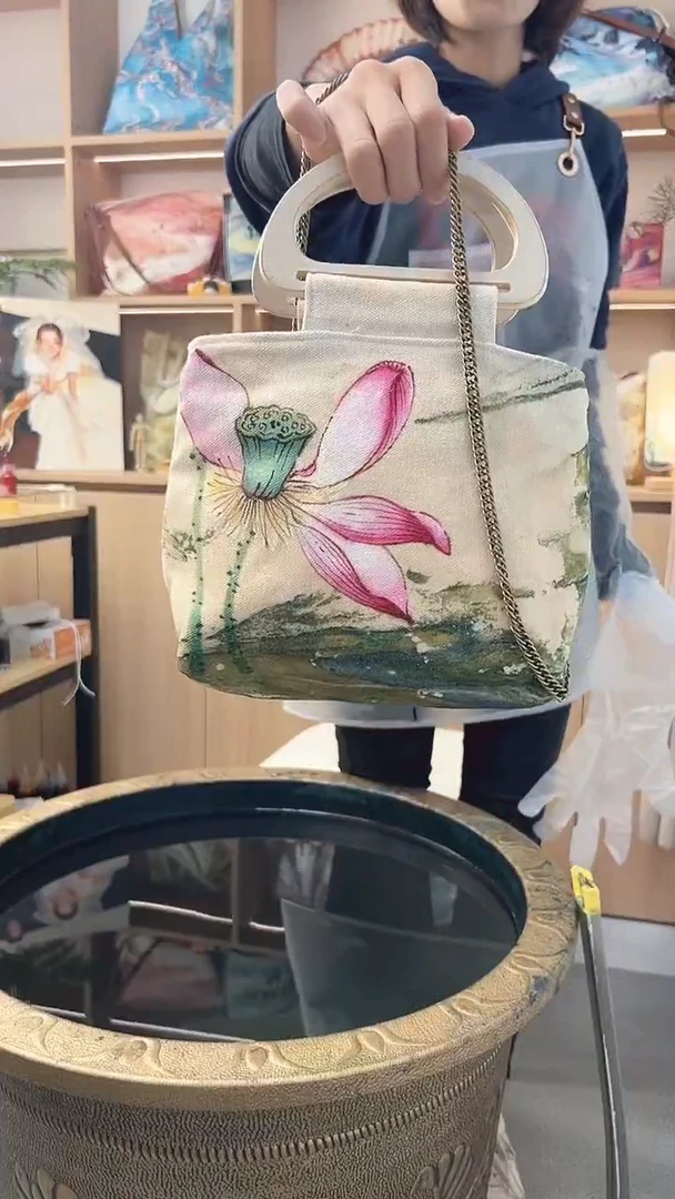 0111非遗大漆手工包