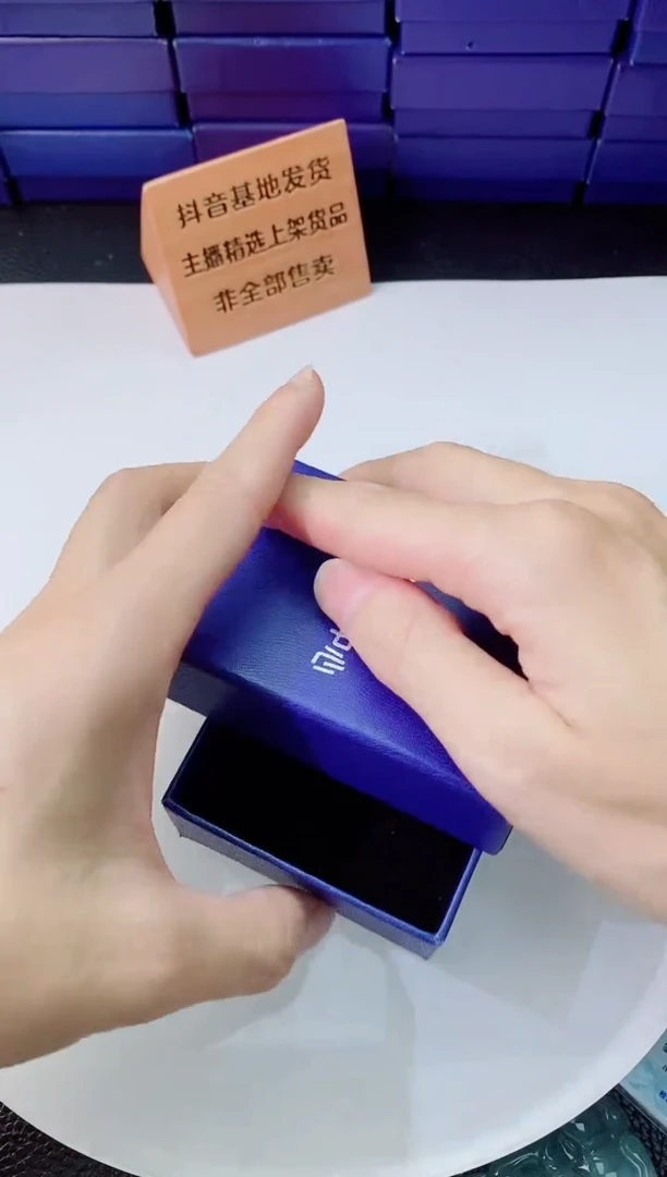 翡翠未镶嵌颈饰1111111
