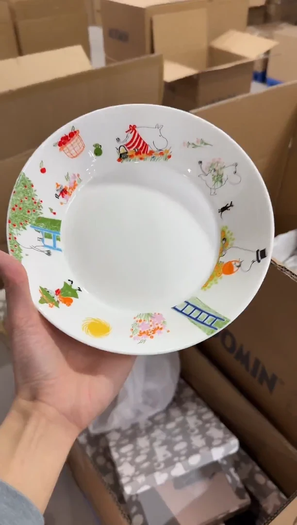 瓷片姆明8.5寸骨瓷盘春