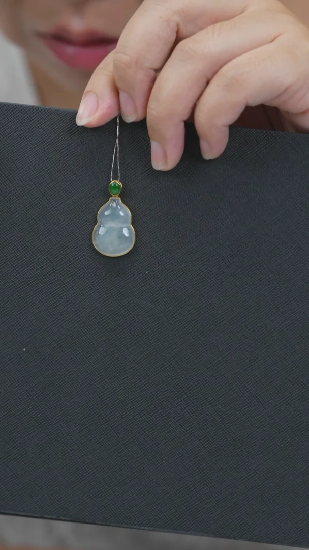 吊坠(不含链)18K金镶嵌翡翠翡翠吊坠L0652