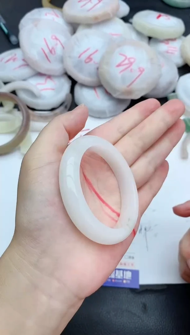 石英质玉手镯未镶嵌70+51/52