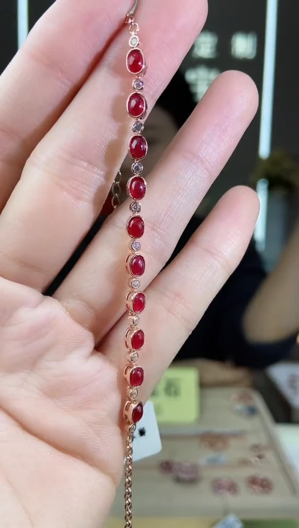 【闪购商品】红宝石手链银S925镶嵌手链