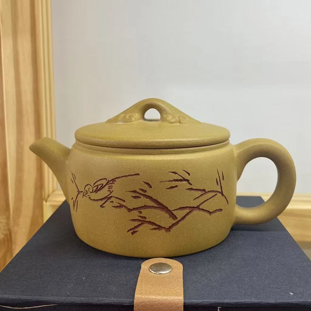 紫砂壶黄段汉瓦壶喜上眉梢