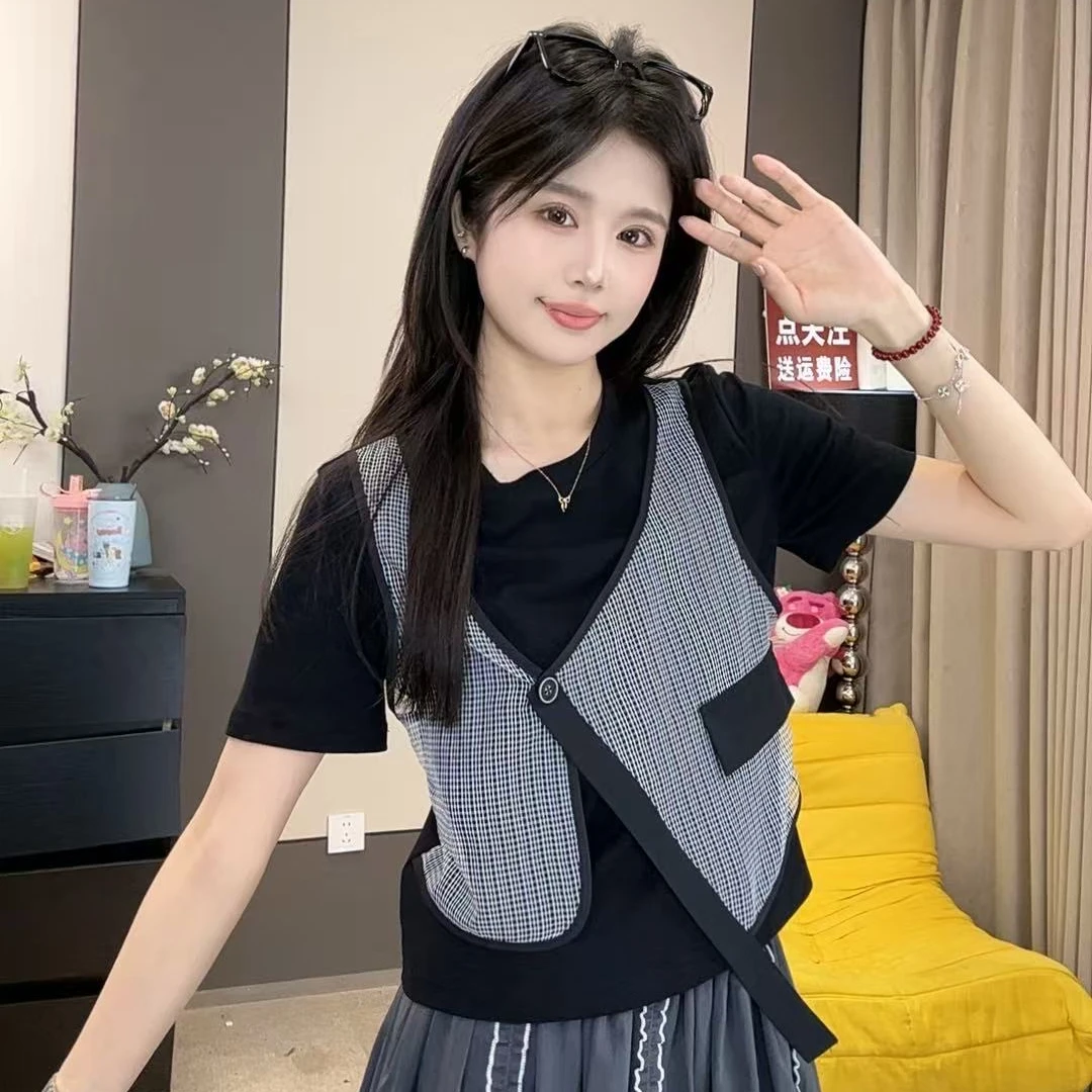 蔡小姐拼接亲肤女T恤2025夏新款显瘦拼接短袖创意时尚不对称上衣