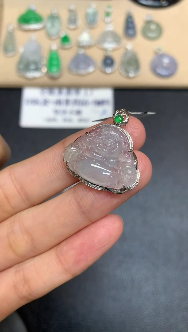 颈饰18K金镶嵌翡翠佛公【无服务费【24小时鉴赏期】
