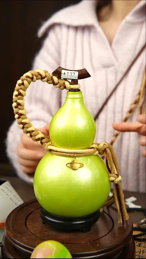 137号500ml左右非遗大漆酒葫芦