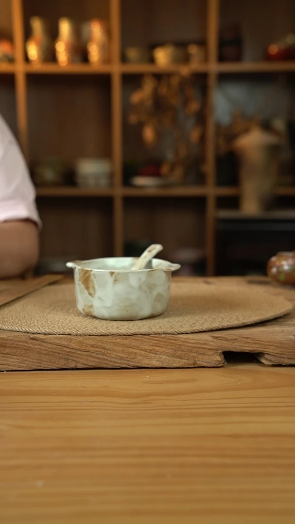 粉影系列的双耳早餐碗+勺子1个