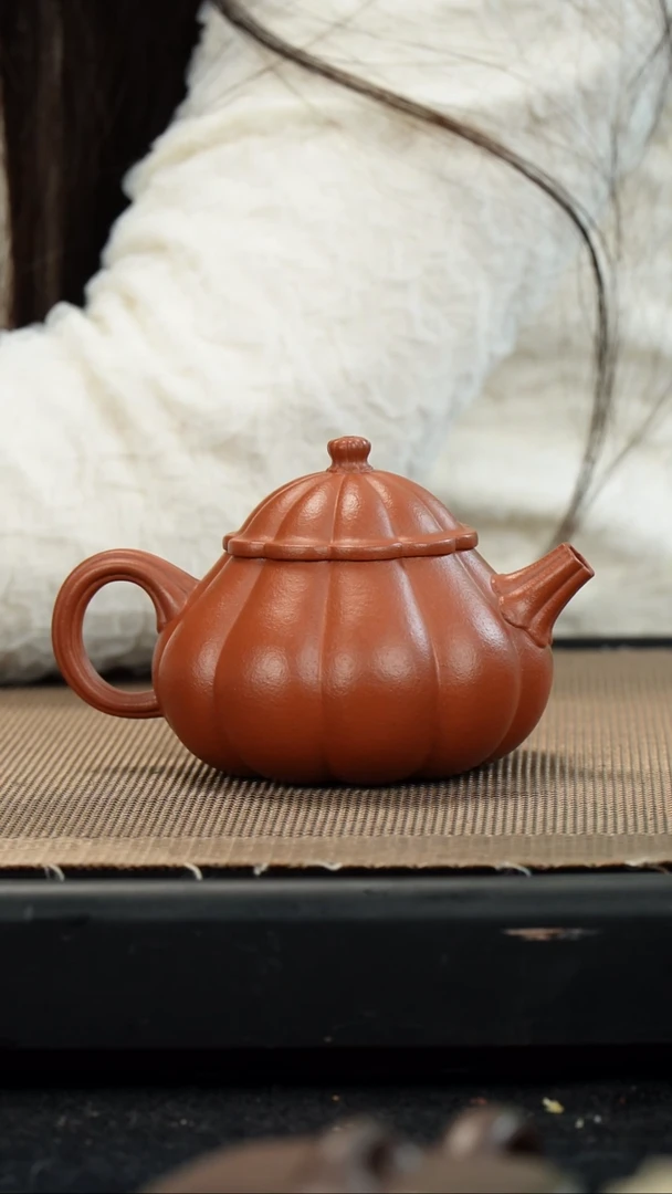【闪购商品】紫砂茶壶生砂朱泥筋纹文旦