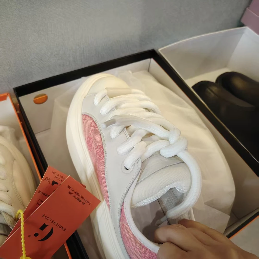 休闲小白鞋厚底鞋子透气百搭女款增高休闲鞋