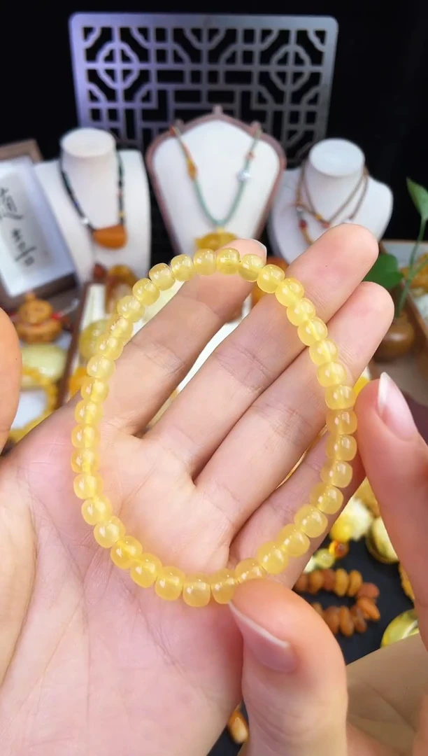 未镶嵌琥珀珠宝奇石柒月