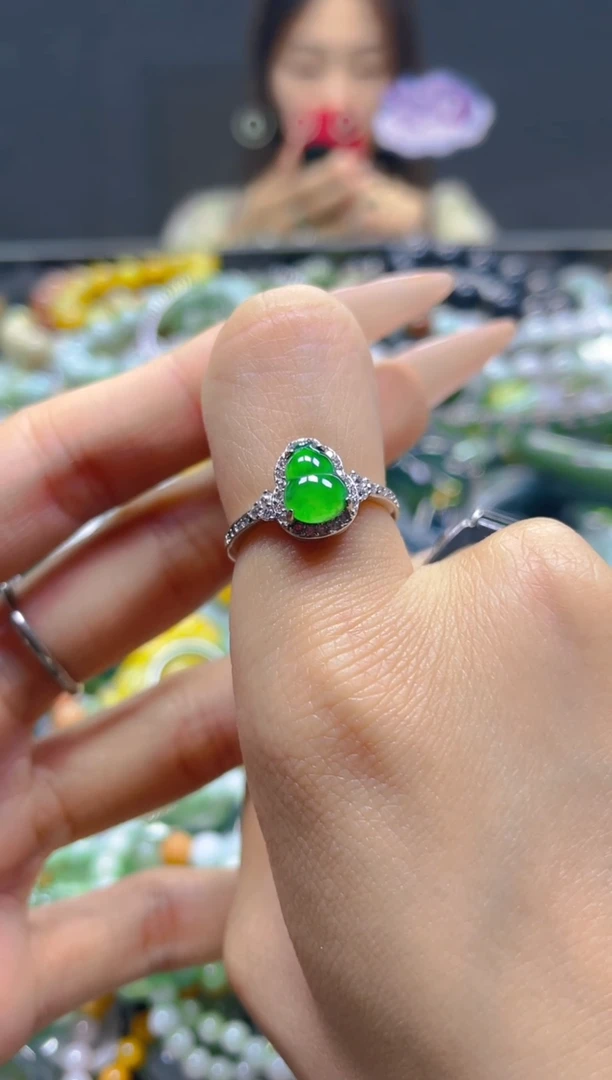 颈饰未镶嵌翡翠/P/翡翠A货，一件也是批发价