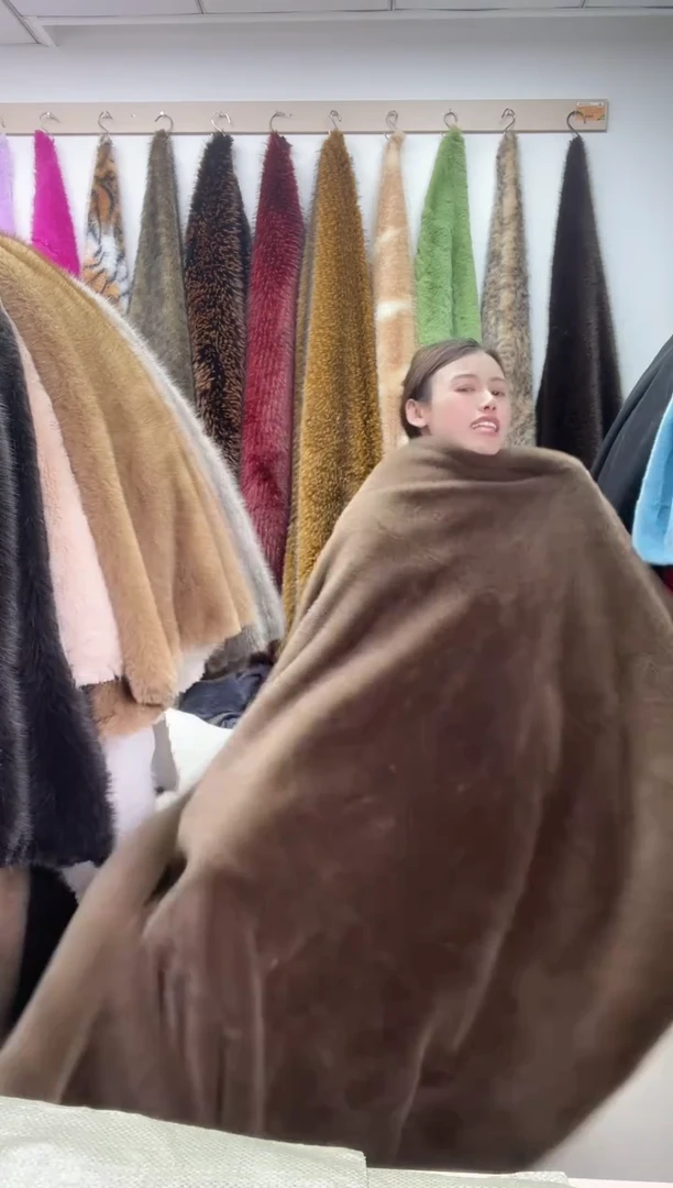 狐狸毛D645尺寸1.8*2