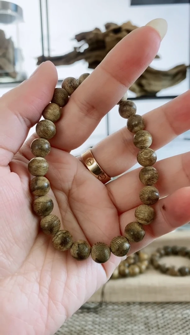 沉香手串菩萨棋水墨纹老料9MM单圈