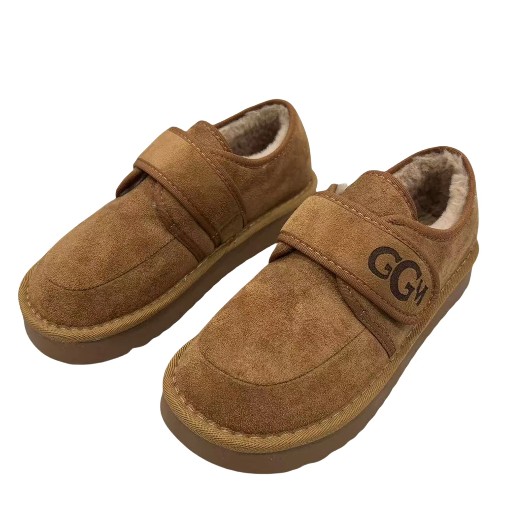 601  简约   纯色   舒适  百搭  复古  加绒   时尚休闲鞋