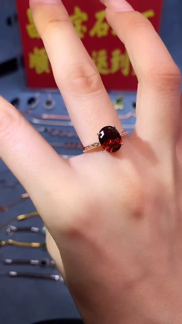 【闪购商品】石榴石戒指银S925镶嵌11111