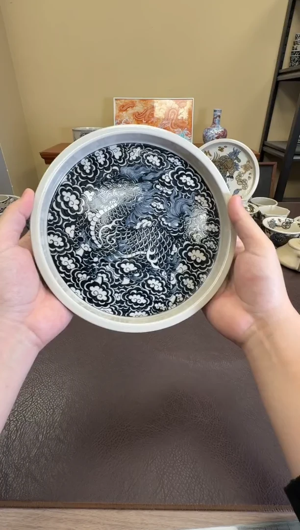 二号釉云墨麒麟壶承