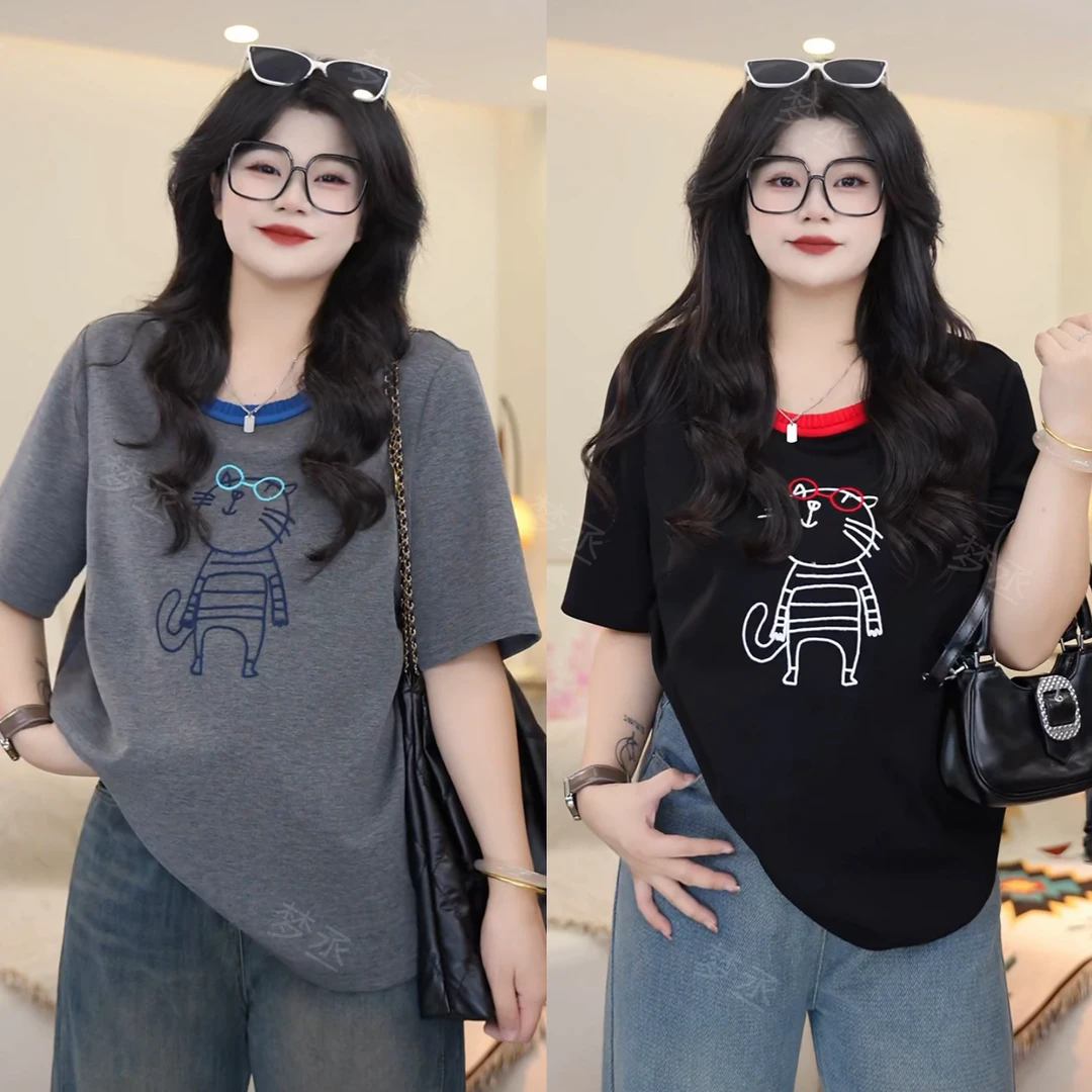 梦丞-大码女装可爱显瘦百搭撞色眼镜小猫刺绣开叉短袖T恤上衣女