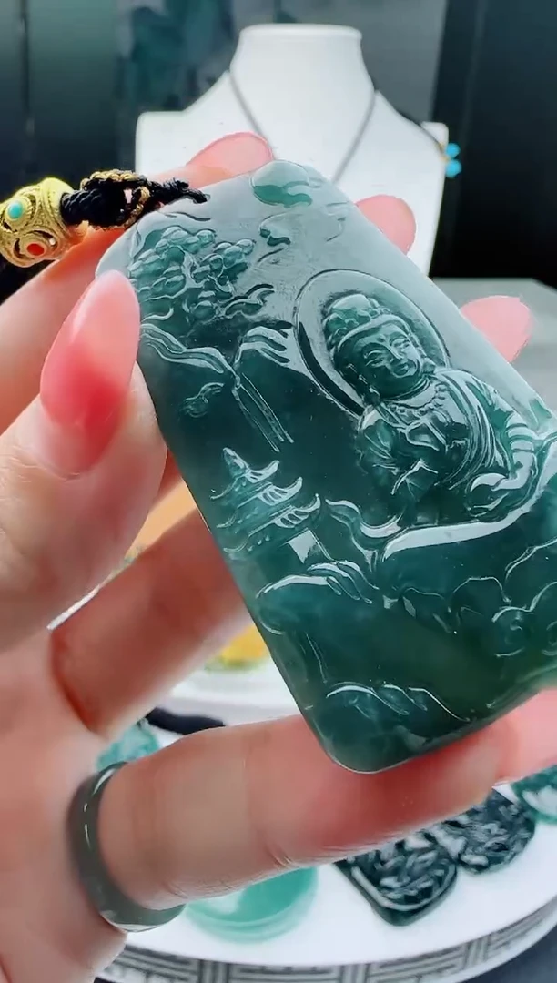 【闪购商品】翡翠颈饰未镶嵌多样性随机一件发货