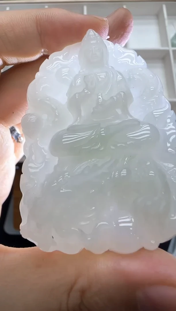 翡翠挂件未镶嵌A货翡翠多样性孤品
