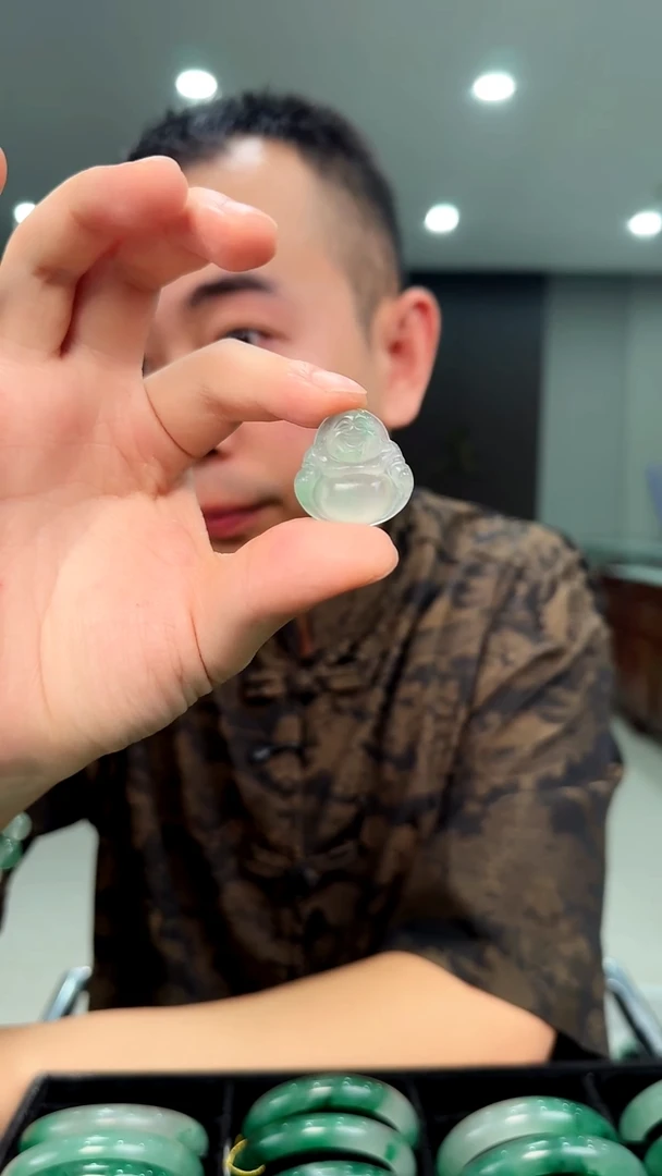 吊坠(赠链)未镶嵌石英岩玉福利25的高货佛公