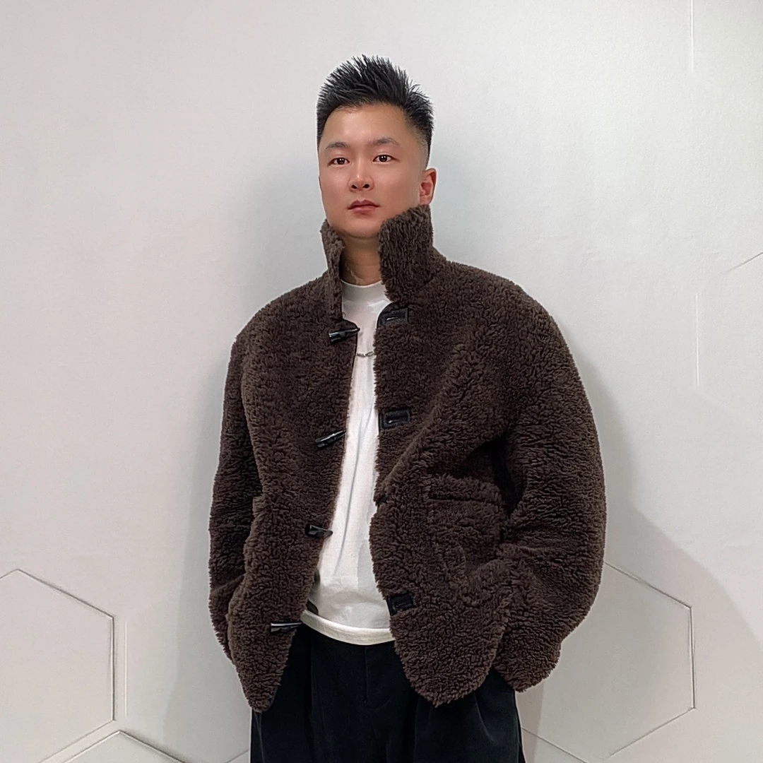 2025冬季网红款两面穿澳毛纯羊毛一体时尚保暖夹克潮流外套简约