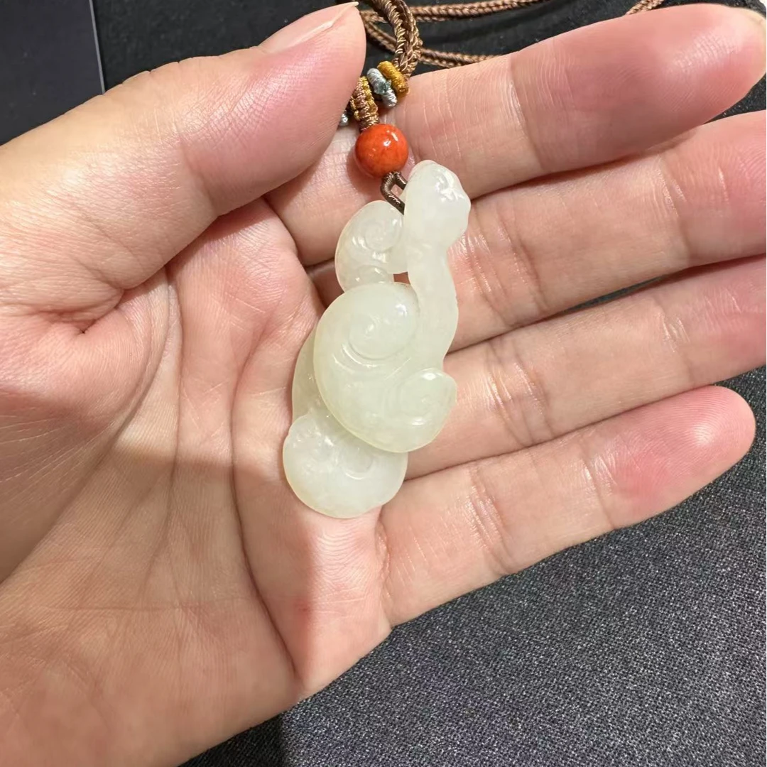 和田玉未镶嵌挂坠