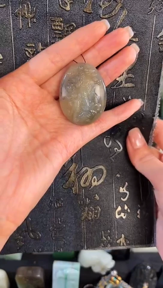 和田玉未镶嵌颈饰和田玉