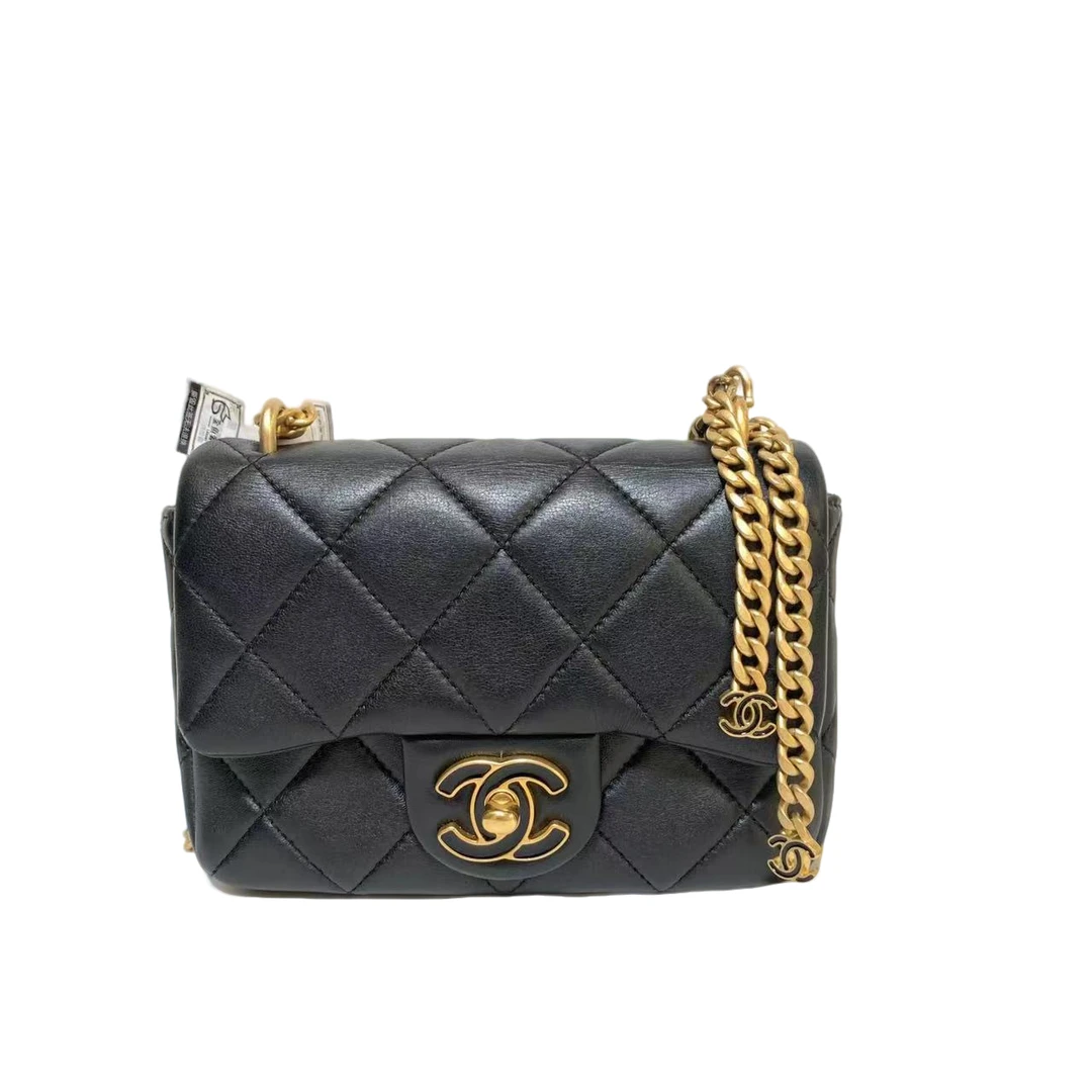 95新 Chanel/香奈儿 Chanel/香奈儿黑金珐琅扣大mini斜挎包jm4719