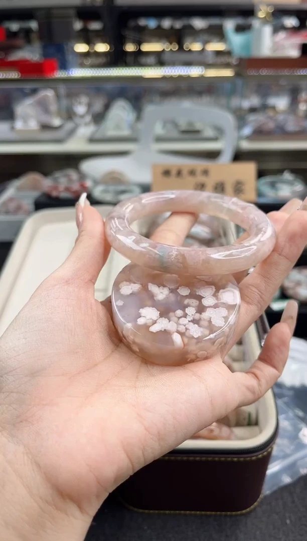 未镶嵌手镯石英质玉58圈口（赠品镯心）6772291