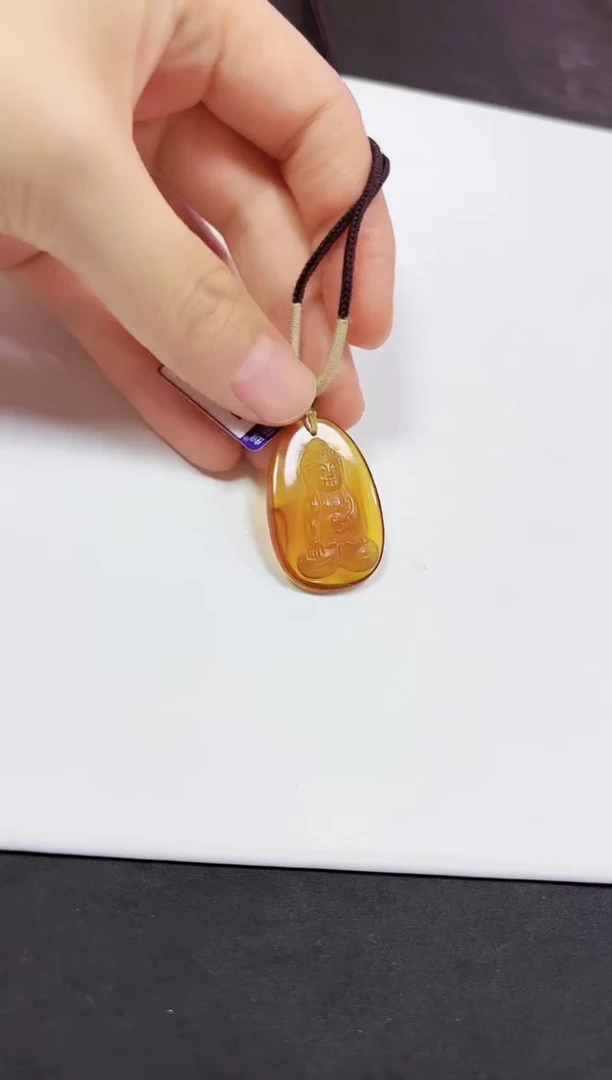 琥珀颈饰未镶嵌观音