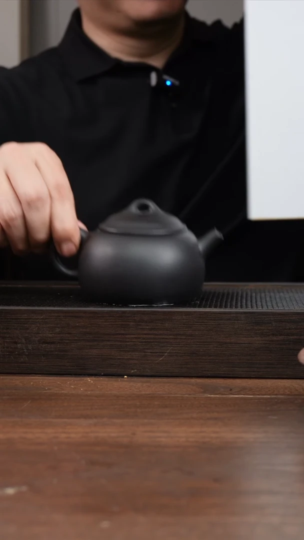 茶壶紫砂紫泥捂灰半瓢      240CC