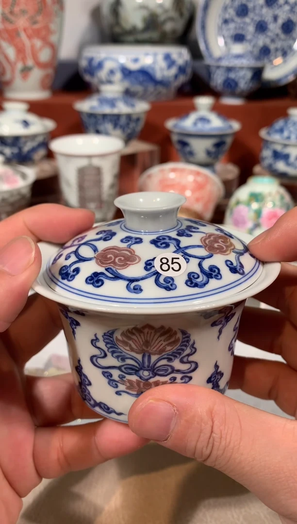 【闪购商品】杯子85青花釉里红马蹄盖碗微瑕