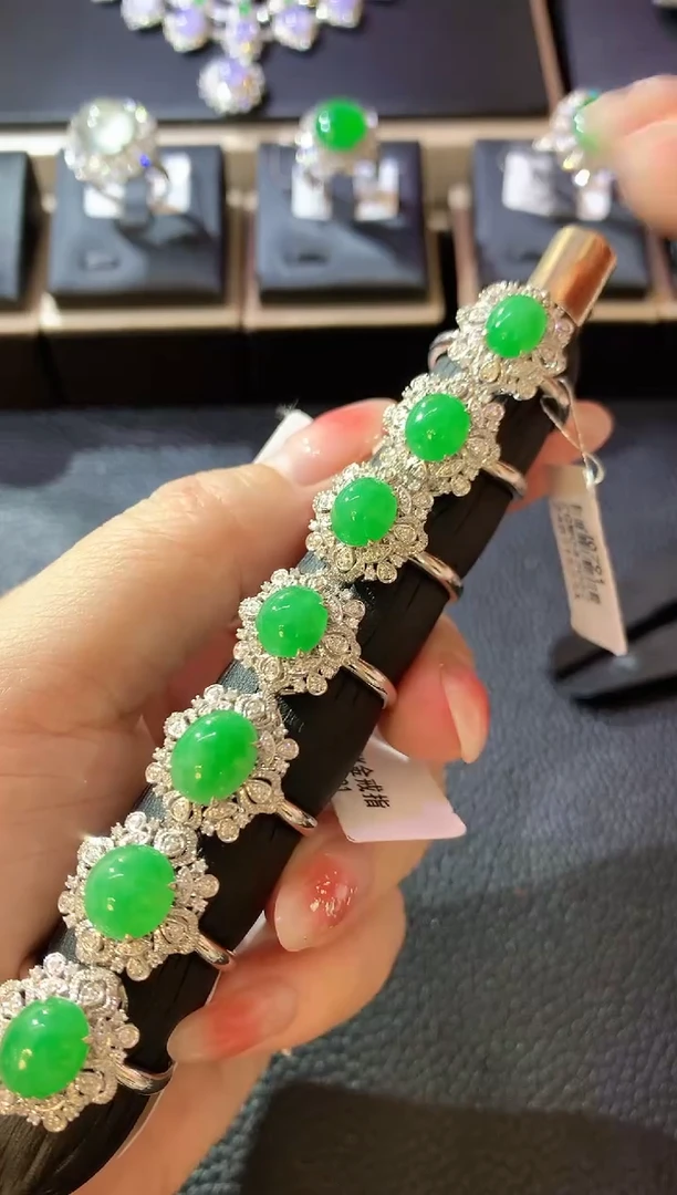 【云中意】-18K金 翡翠戒指 - 多样性发货一件 ZGM