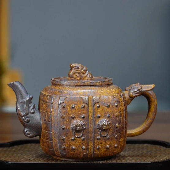 9139紫砂茶具段泥柴烧四方瑞兽壶 300cc左右