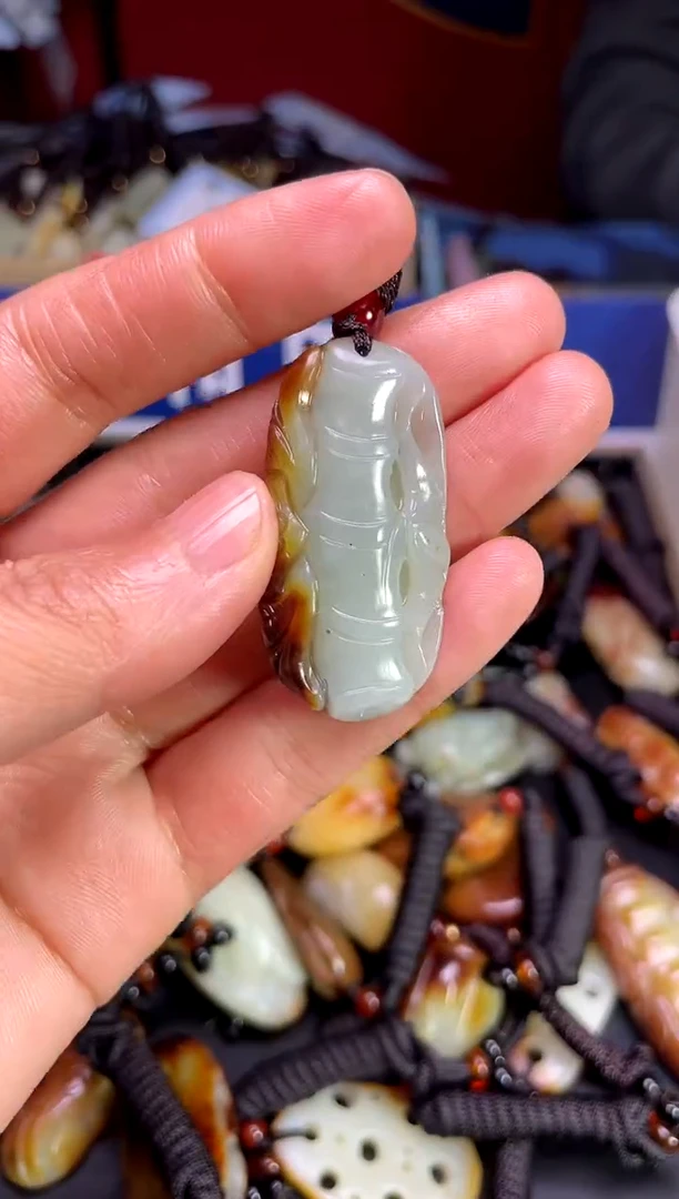 【闪购商品】和田玉颈饰未镶嵌123