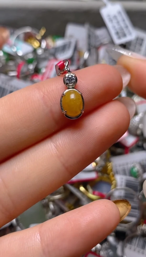 银S925镶嵌戒指翡翠百内无证书