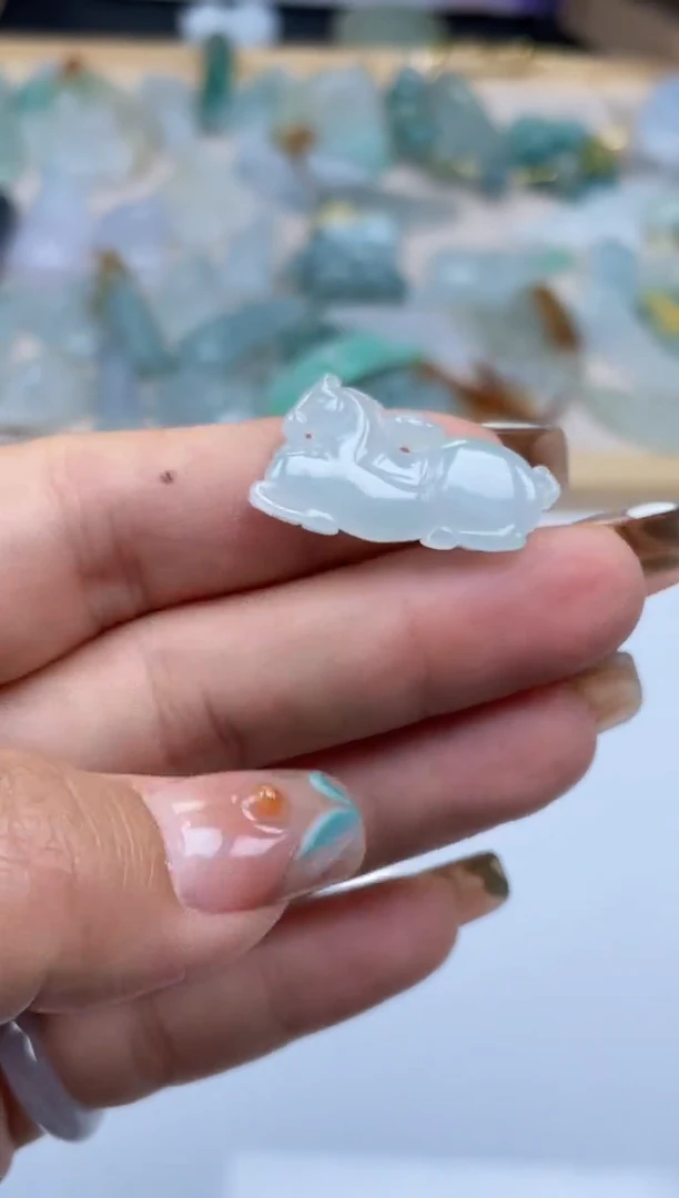 配石翡翠天然翡翠3