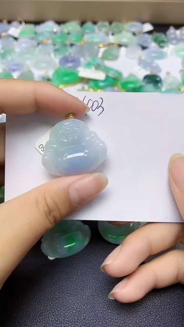 翡翠18K金镶嵌颈饰 天然缅甸翡翠A货