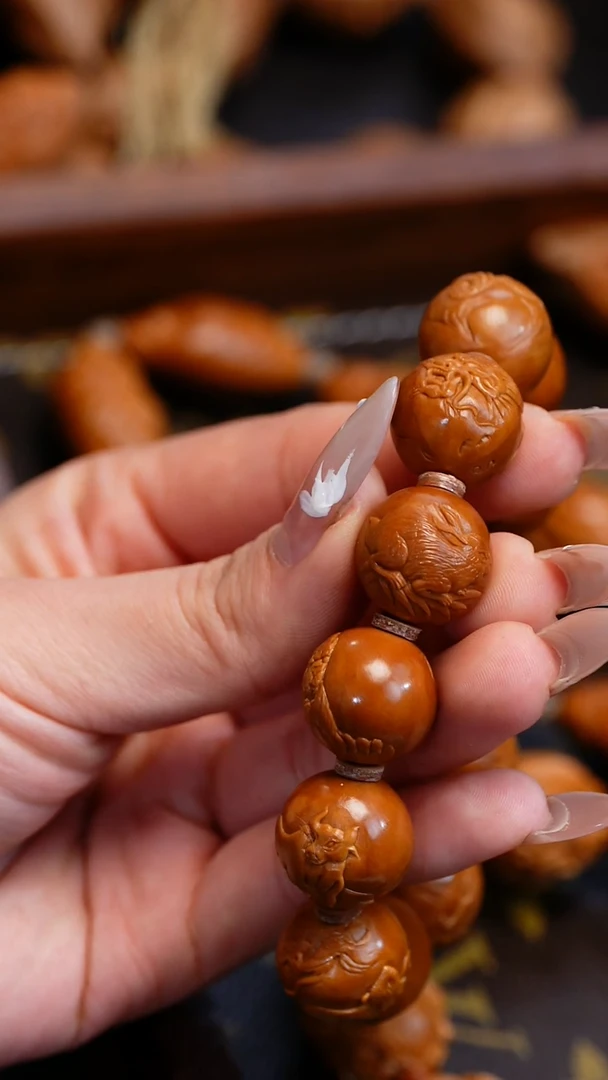 【闪购商品】橄榄核吊坠苏工橄榄核