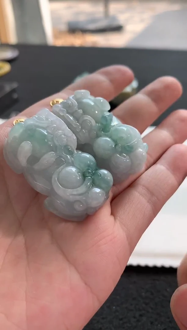 未镶嵌挂件翡翠黄扣头貔貅F1570多样性发一