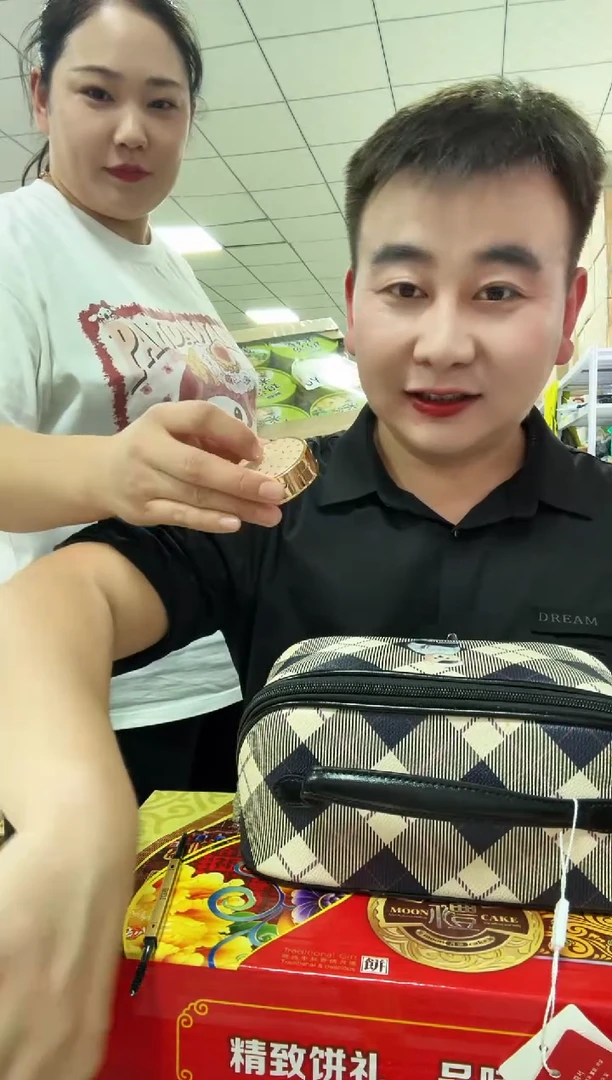 牦牛剖层皮革琪老板女包6号店超好看发图片款新款腮红